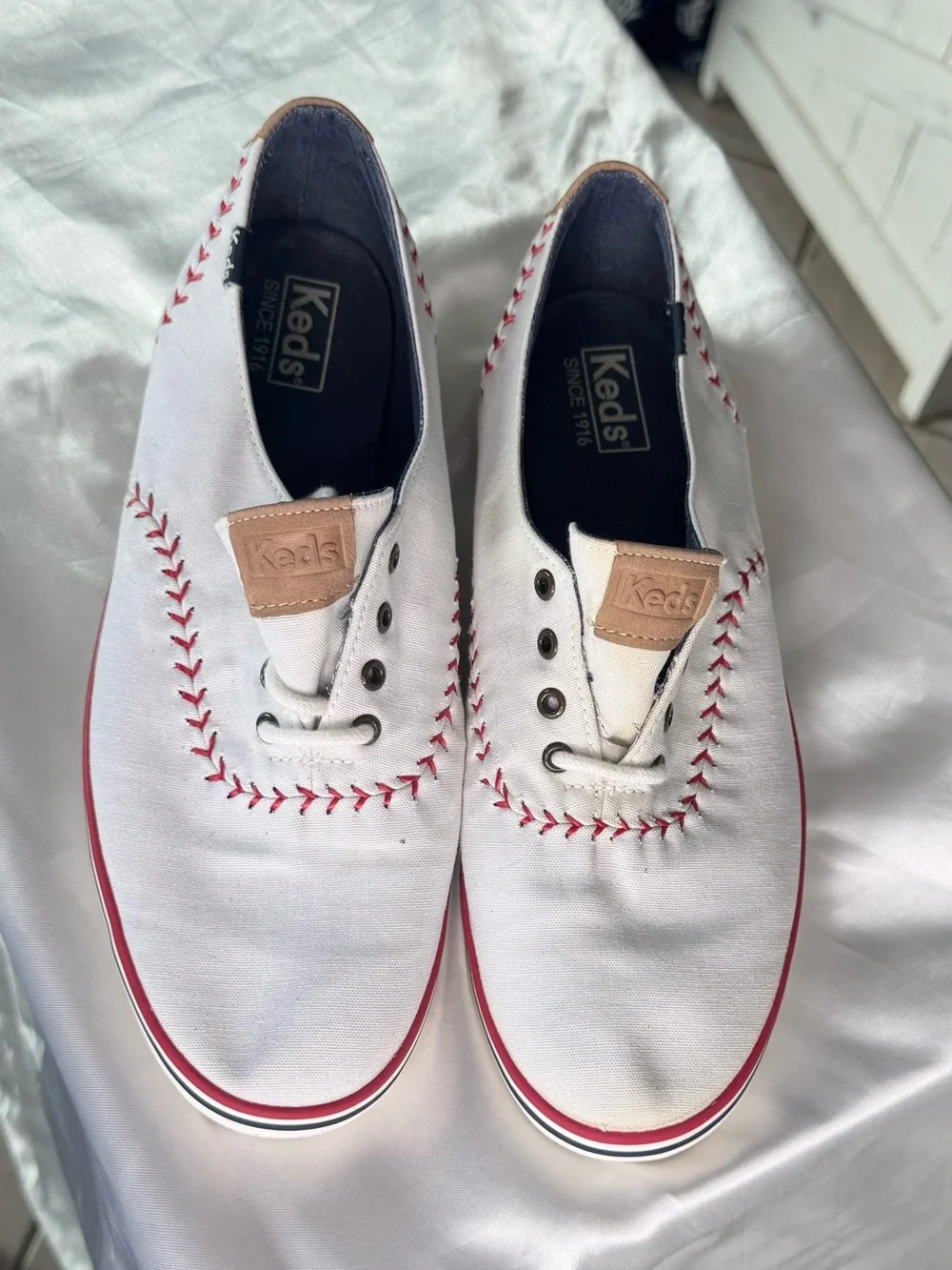 Keds Women’s Size 10 Champion Pennant Baseball Sneakers